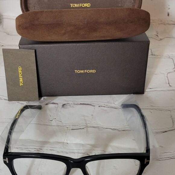 Tom Ford glasses new demo main image 4